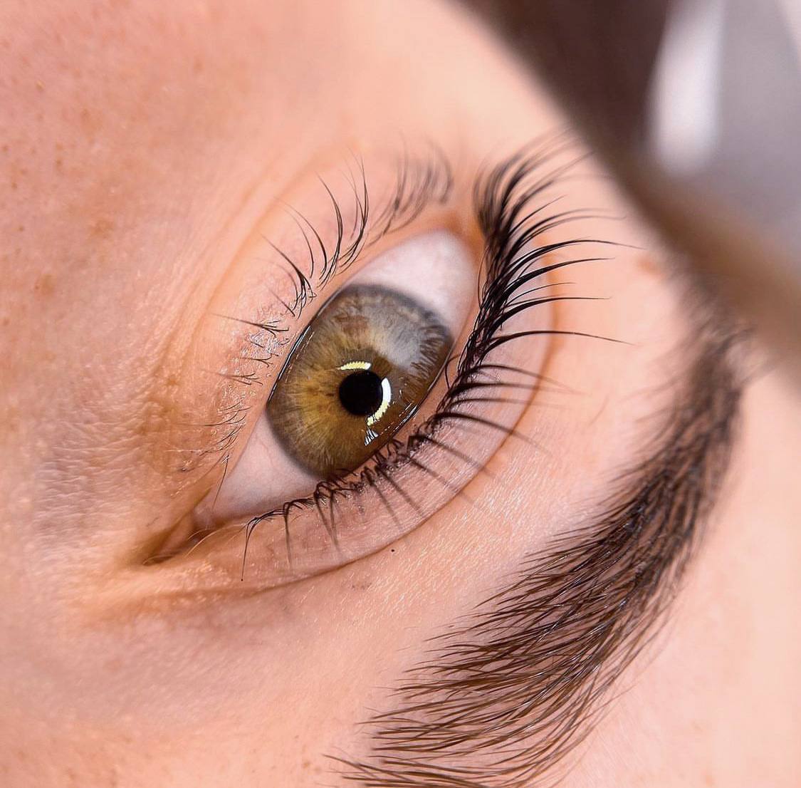Lash close-up treatment result in Valencia